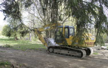 Excavator arrival 3, May 9