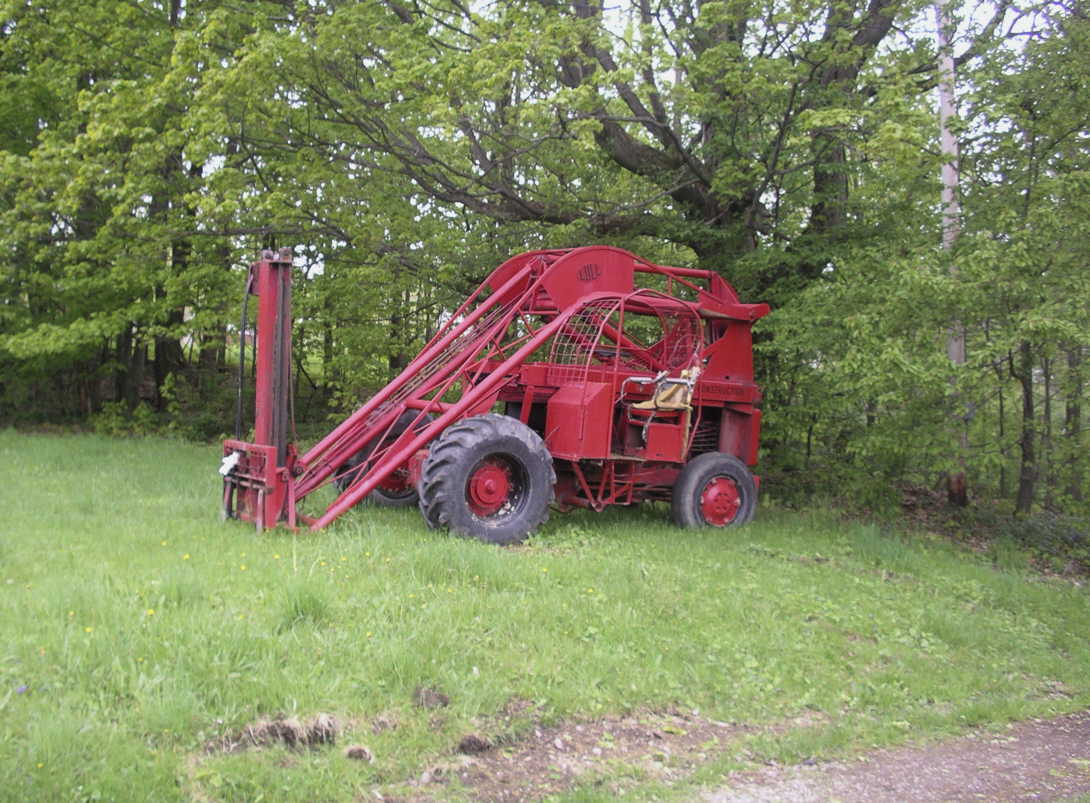 Tile-Tec's Forklift in the Front Yard
